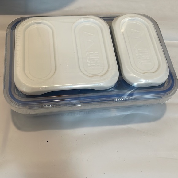 Arctic zone lunch bag with lock and lock storage with ice packs - Picture 9 of 14